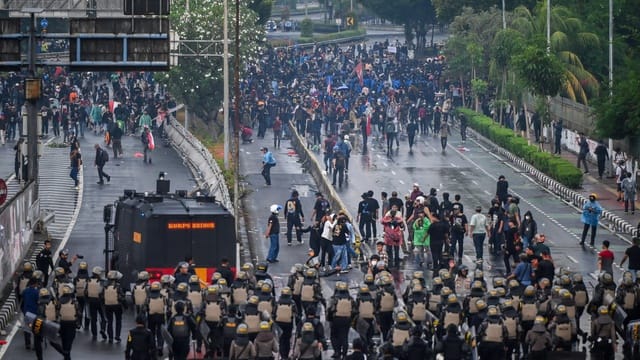 antarafoto-aksi-28-agustus-2025-1756385670_ratio-16x9